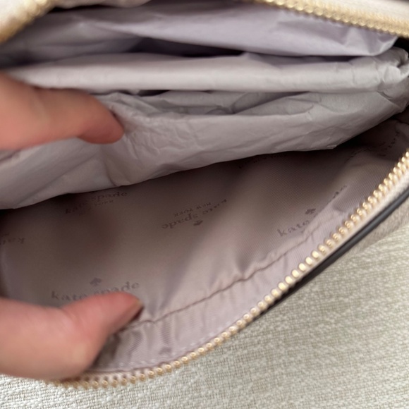 Kate Spade Beige flower signature belt bag - Picture 7 of 8